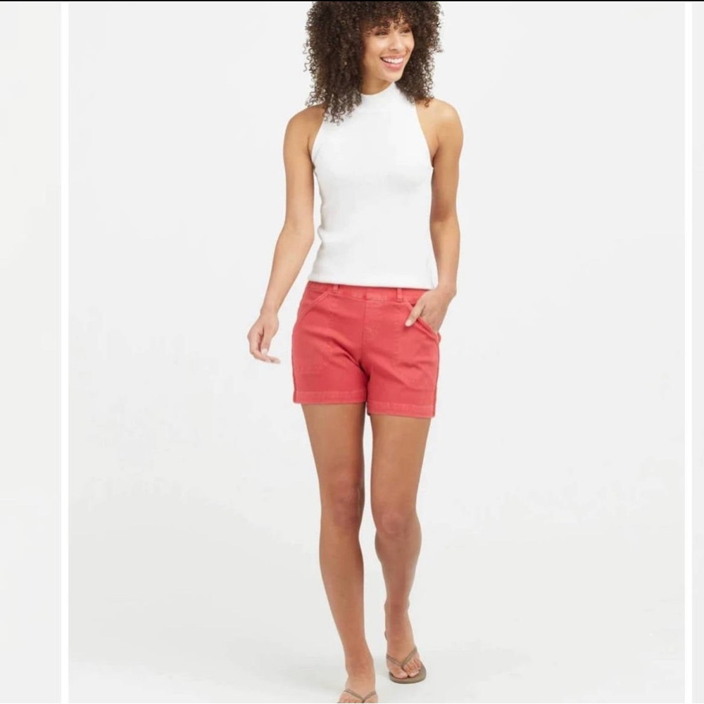 Spanx Stretch Twill Shorts EUC !!